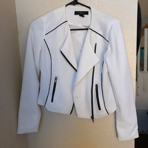 🔴buy2-1 free deal Forever 21- white &black blazer
